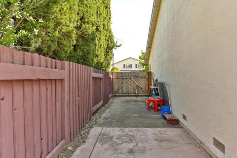 243 Elderberry Ct, Hercules, CA 94547 photo 23