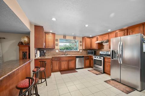 243 Elderberry Ct, Hercules, CA 94547 photo 6