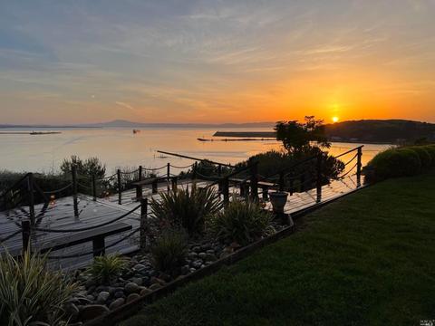 392 Seawind Dr, Vallejo, CA 94590 photo 1