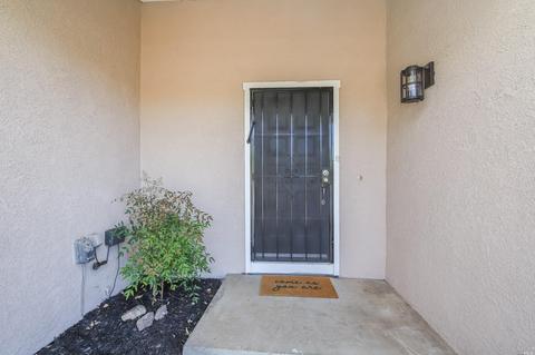 2902 Juniper St, Fairfield, CA 94533 photo 8
