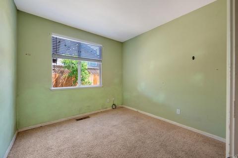 502 Peppertree Dr, Windsor, CA 95492 photo 12