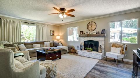 116 Chablis Way, Cloverdale, CA 95425 photo 2