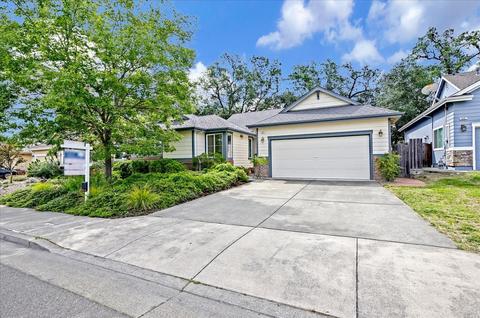 441 Riesling St, Cloverdale, CA 95425 photo 3