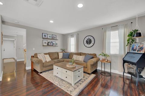 454 Regency Cir, Vacaville, CA 95687 photo 12