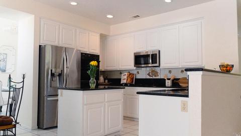 338 Glenview Cir, Vallejo, CA 94591 photo 11
