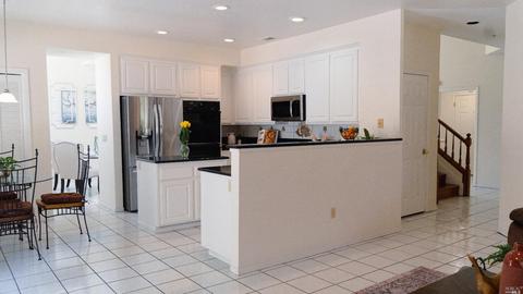 338 Glenview Cir, Vallejo, CA 94591 photo 10