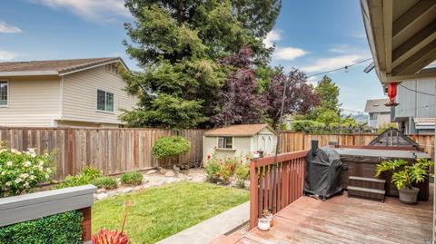 2186 Saint Augustine Cir, Petaluma, CA 94954 photo 51