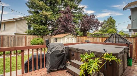 2186 Saint Augustine Cir, Petaluma, CA 94954 photo 55