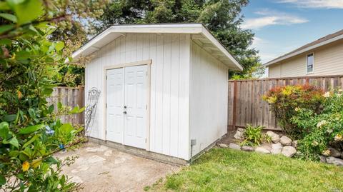 2186 Saint Augustine Cir, Petaluma, CA 94954 photo 44