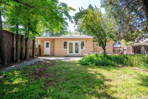 197 Cresta Dr, Ukiah, CA 95482 photo 22