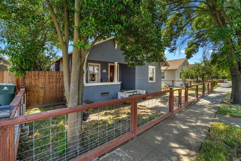 241 S 2nd St, Dixon, CA 95620 photo 3