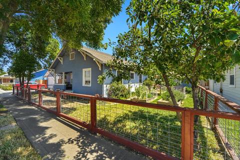 241 S 2nd St, Dixon, CA 95620 photo 2