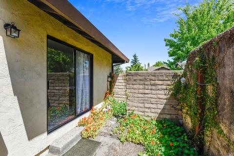 229 Frederick Dr, Napa, CA 94559 photo 33