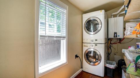 411 E 1st St, Cloverdale, CA 95425 photo 24