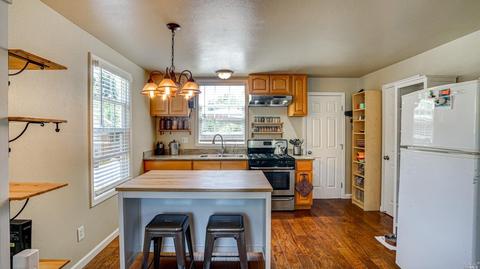 411 E 1st St, Cloverdale, CA 95425 photo 14