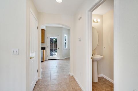 1663 Stirrup Loop, Healdsburg, CA 95448 photo 5