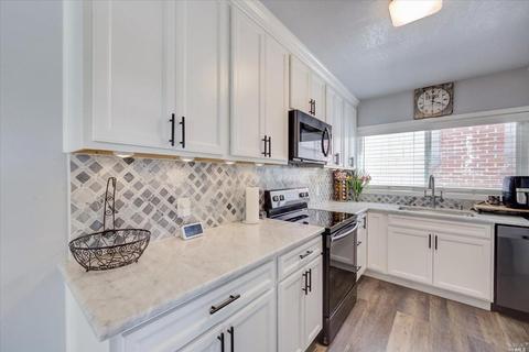 220 Springs Rd, Vallejo, CA 94590 photo 9
