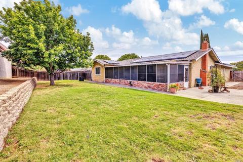 2459 Carnation Dr, Fairfield, CA 94533 photo 1