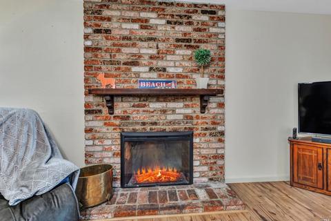2459 Carnation Dr, Fairfield, CA 94533 photo 9