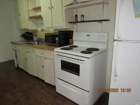 1110 Poplar Ave, Willits, CA 95490 photo 3