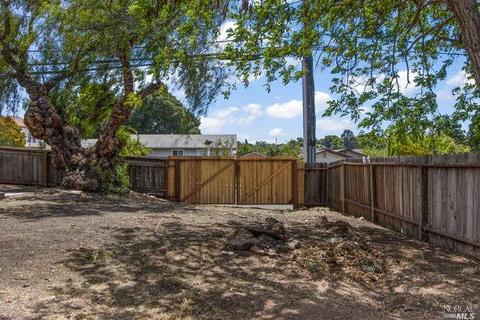 561 Grant St, Vallejo, CA 94590 photo 25
