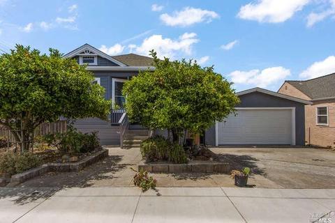 561 Grant St, Vallejo, CA 94590 photo 2