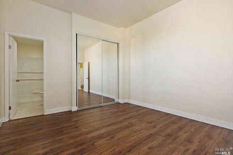561 Grant St, Vallejo, CA 94590 photo 12