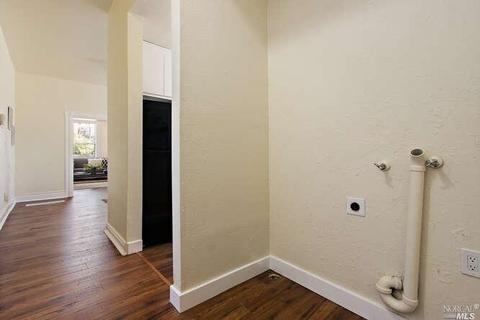 561 Grant St, Vallejo, CA 94590 photo 17