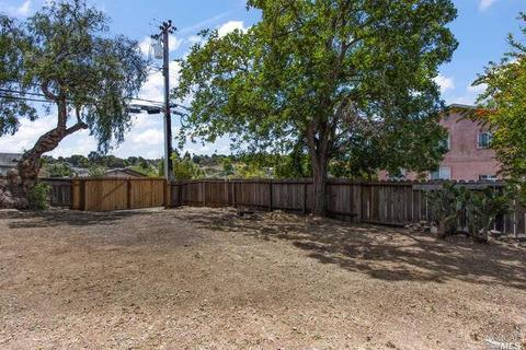 561 Grant St, Vallejo, CA 94590 photo 24
