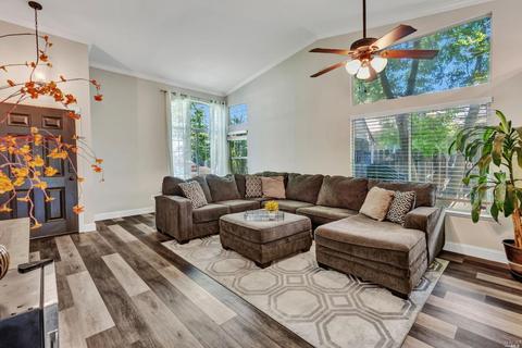 1655 Winfield St, Dixon, CA 95620 photo 5
