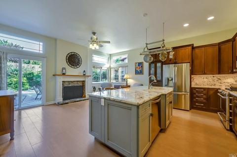 416 Cayetano Ct, Windsor, CA 95492 photo 4