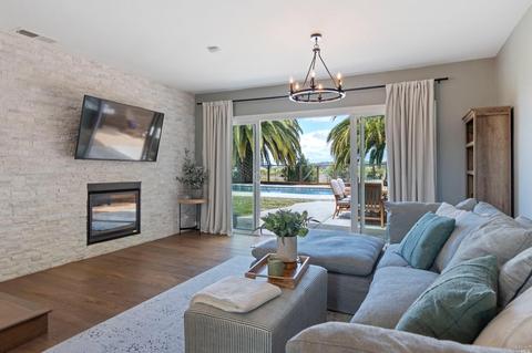 149 Montego Ky, Novato, CA 94949 photo 5