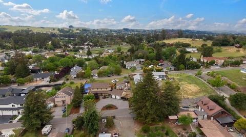 892 Ruth Ct, Petaluma, CA 94952 photo 31