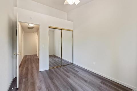1040 Hampshire Ln, Windsor, CA 95492 photo 32