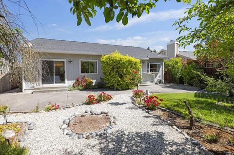 1040 Hampshire Ln, Windsor, CA 95492 photo 8