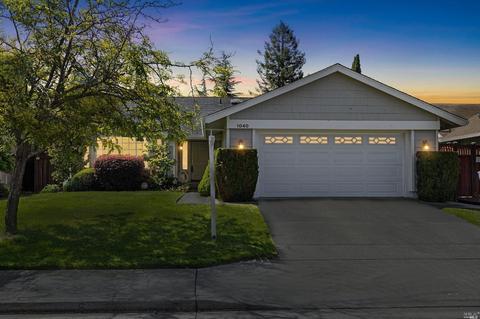 1040 Hampshire Ln, Windsor, CA 95492 photo 2