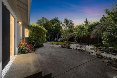 1040 Hampshire Ln, Windsor, CA 95492 photo 40