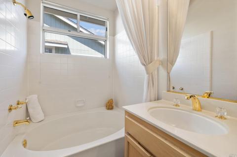 1040 Hampshire Ln, Windsor, CA 95492 photo 38