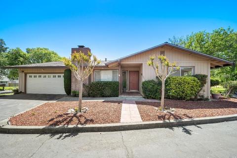 131 Vineyard Cir, Sonoma, CA 95476 photo 3