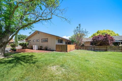 131 Vineyard Cir, Sonoma, CA 95476 photo 5