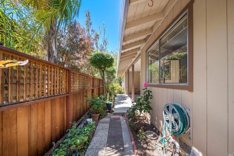 131 Vineyard Cir, Sonoma, CA 95476 photo 16