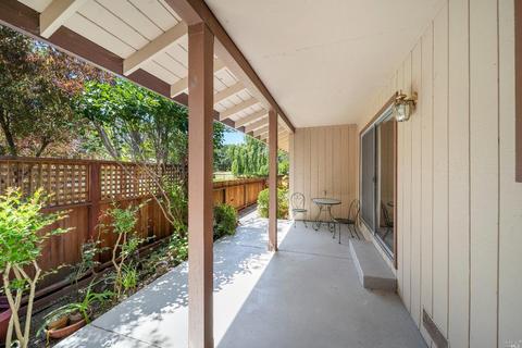 131 Vineyard Cir, Sonoma, CA 95476 photo 4