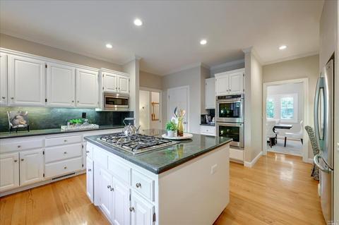9951 Troon Ct, Windsor, CA 95492 photo 11