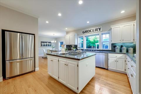 9951 Troon Ct, Windsor, CA 95492 photo 10