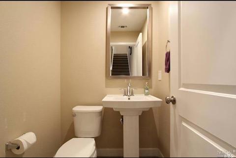 124 Johnson St, Windsor, CA 95492 photo 9
