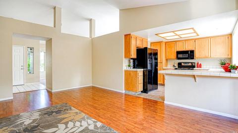 9547 Wellington Cir, Windsor, CA 95492 photo 5