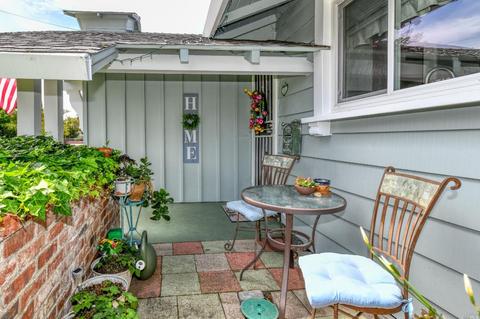 1719 Elm St, Fairfield, CA 94533 photo 4