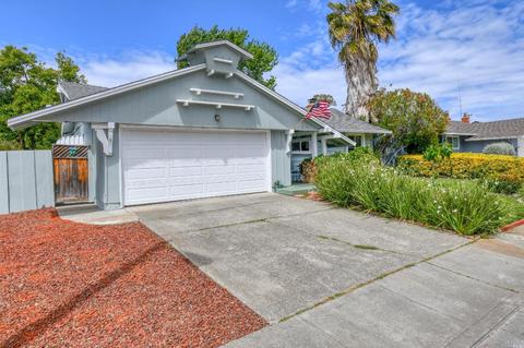 1719 Elm St, Fairfield, CA 94533 photo 2