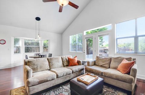 154 Cooper St, Sonoma, CA 95476 photo 2