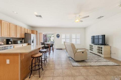 6289 Pebble Beach Dr, Vallejo, CA 94591 photo 10